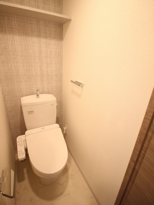 物件内観写真9　(トイレ)