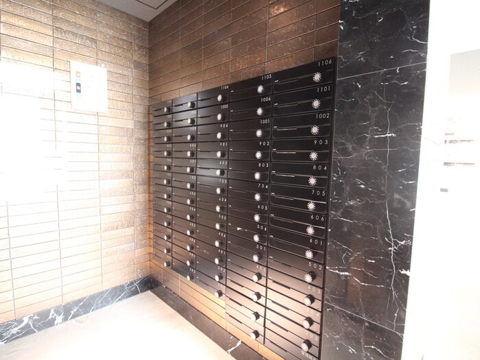 物件外観写真6　(建物設備)