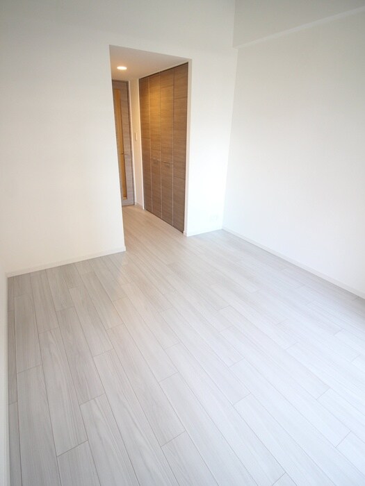 物件内観写真13　(廊下)