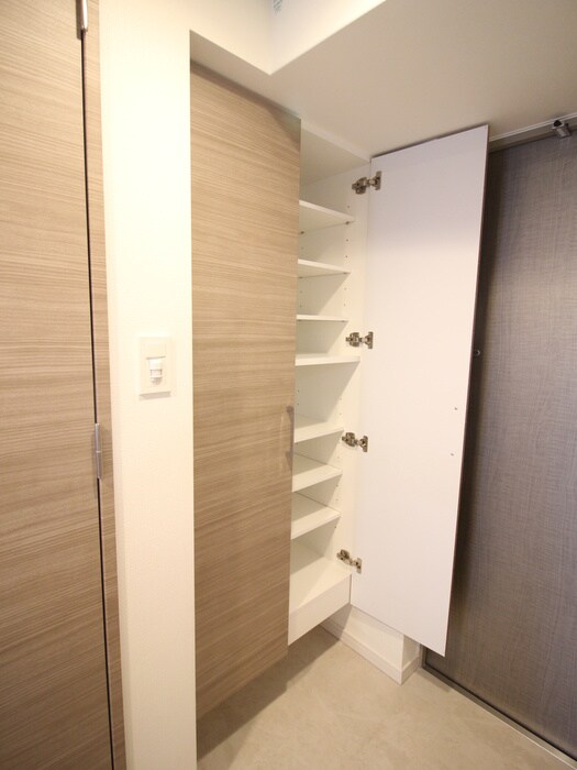 物件内観写真20　(靴箱)