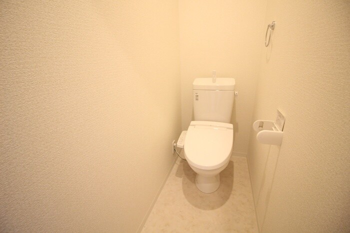 物件内観写真11　(トイレ)