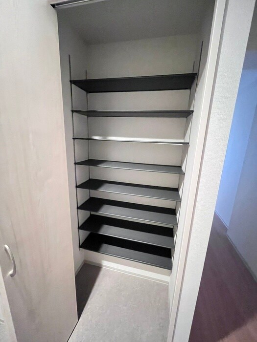 物件内観写真13　(靴箱)