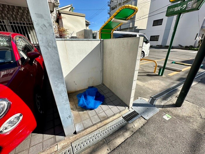 物件外観写真6　(建物設備)