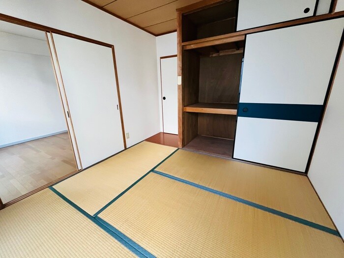 物件内観写真8　(居室)