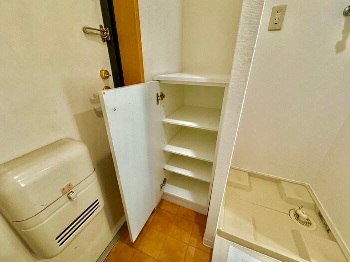 物件内観写真19　(靴箱)