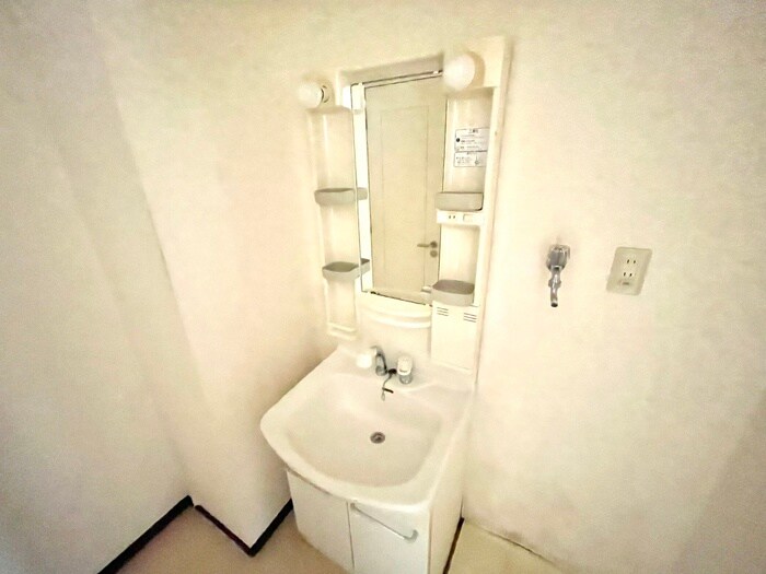 物件内観写真9　(洗面)