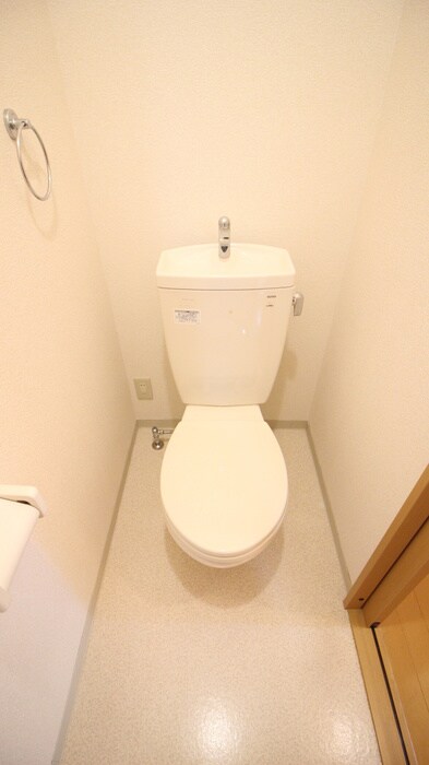 物件内観写真16　(トイレ)