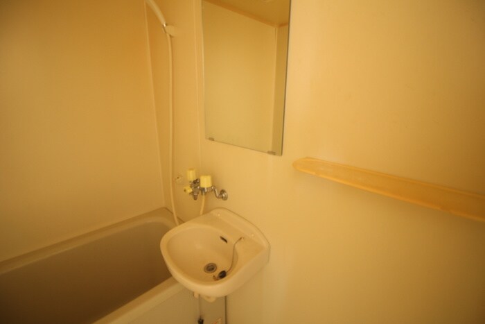 物件内観写真11　(洗面)