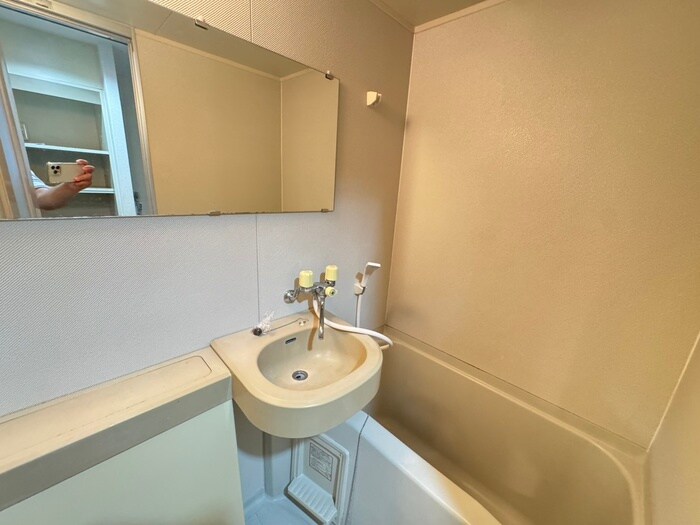 物件内観写真5　(洗面)