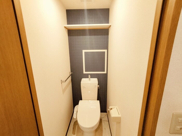 物件内観写真12　(トイレ)
