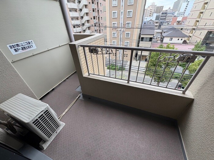 物件内観写真11　(ベランダ・バルコニー)