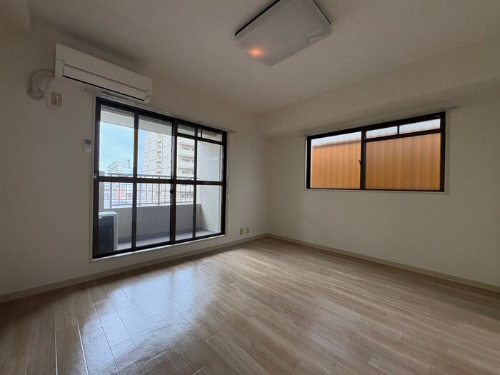 物件内観写真12　(居室)