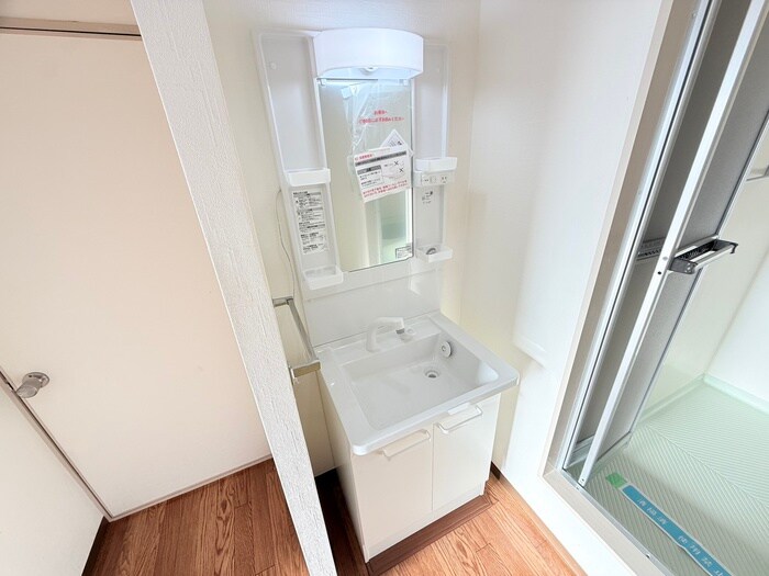 物件内観写真10　(洗面)