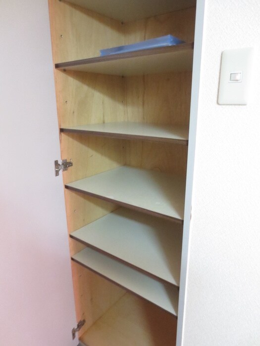 物件内観写真12　(収納)