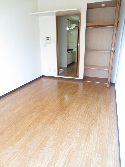 物件内観写真14　(居室)