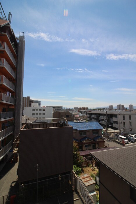 物件内観写真22　(室内からの展望)