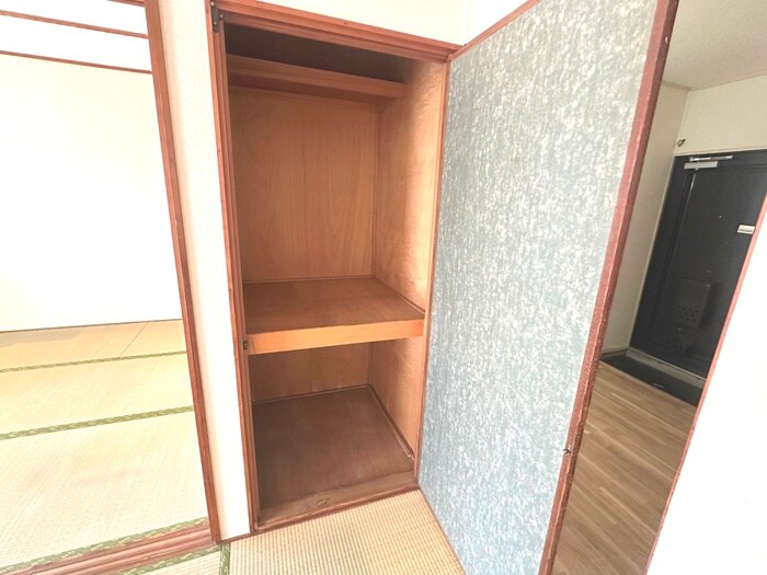 物件内観写真18　(収納)