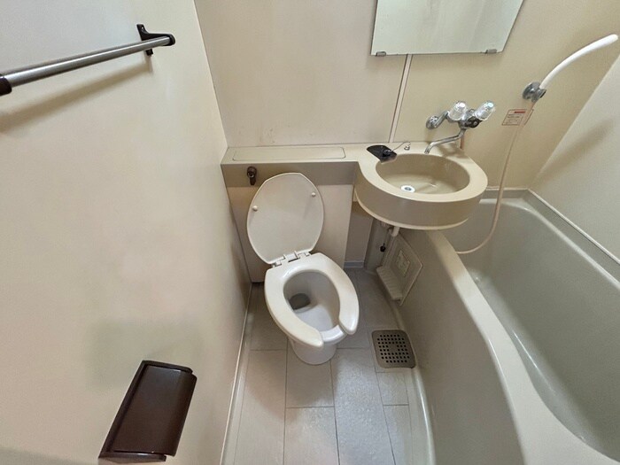 物件内観写真17　(トイレ)