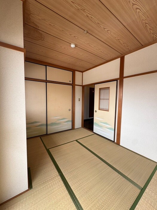 物件内観写真11　(居室)