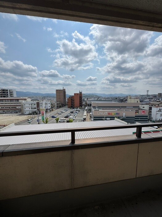 物件内観写真16　(室内からの展望)