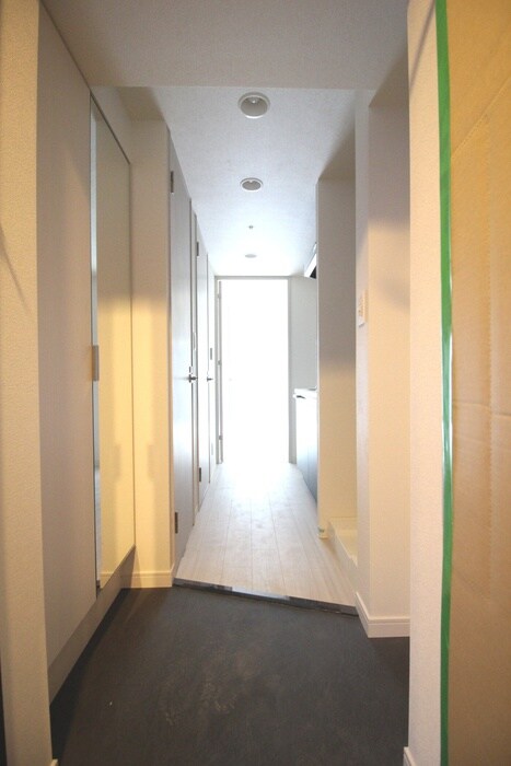 物件内観写真15　(玄関)