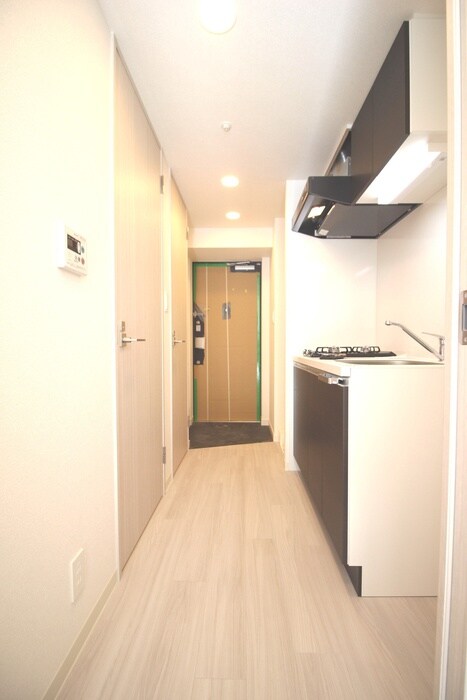 物件内観写真16　(廊下)