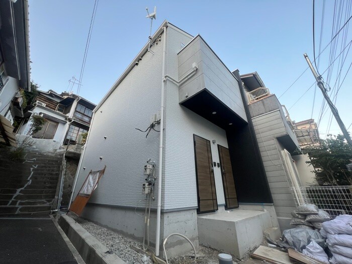 物件外観写真5　(外観写真)