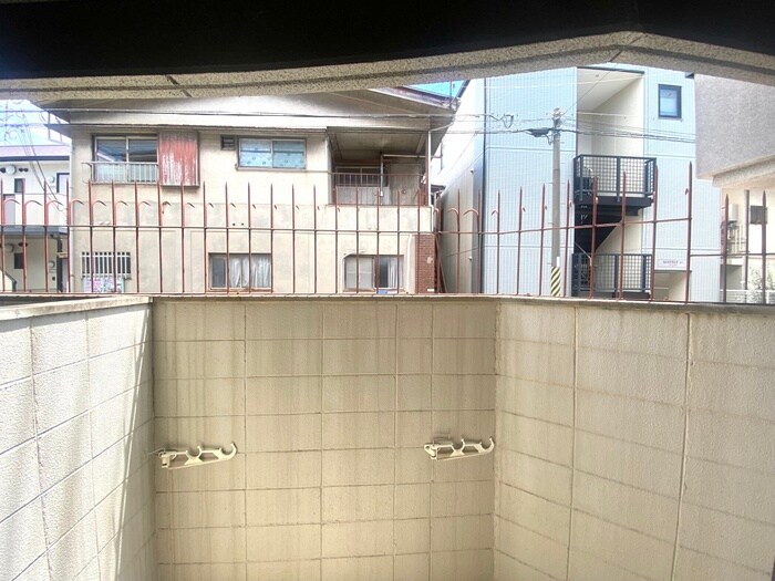 物件内観写真14　(室内からの展望)