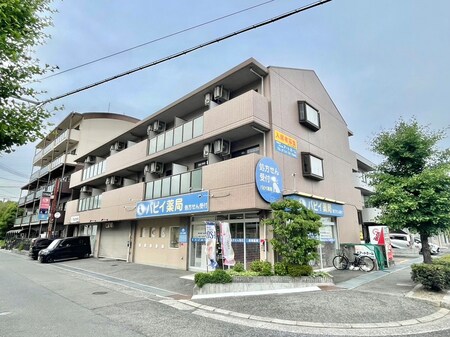 コマツビル外観写真