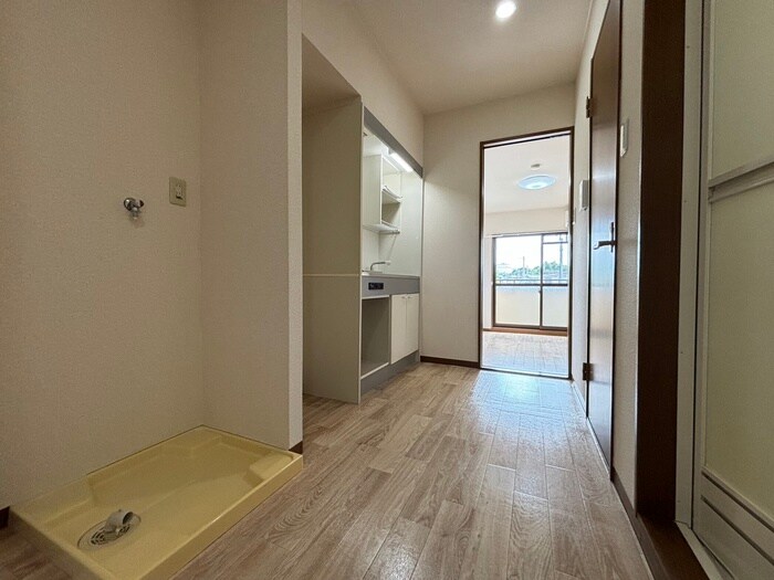 物件内観写真7　(居室)