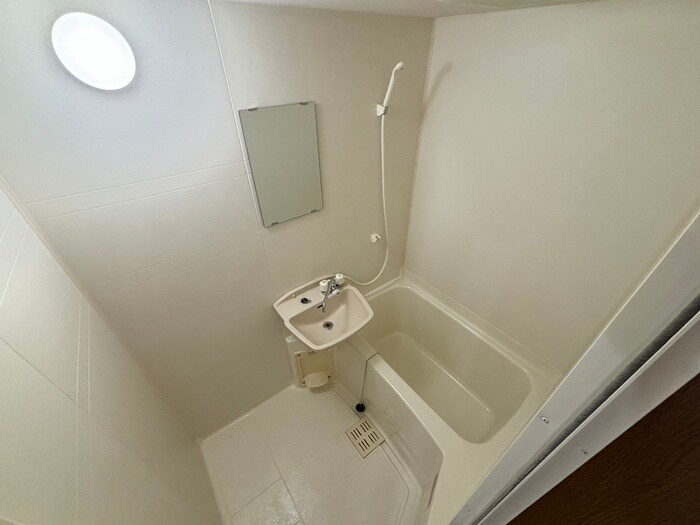 物件内観写真11　(バス／シャワールーム等)