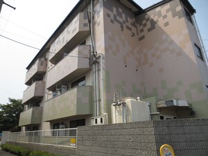 ワザ－リングハイツ外観写真