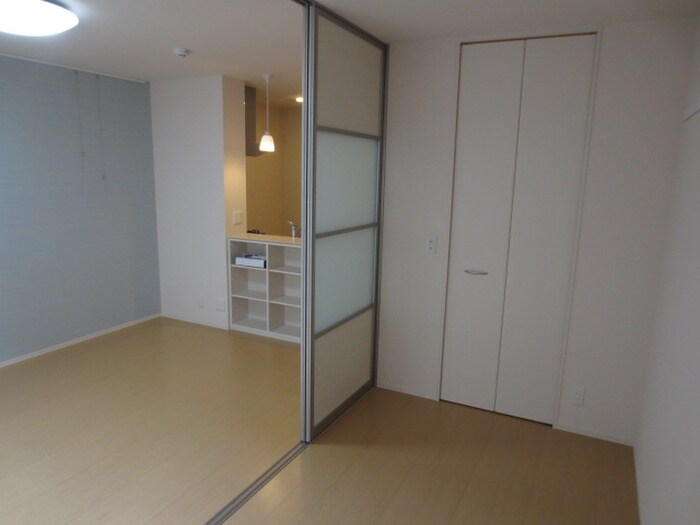 物件内観写真11　(居室)