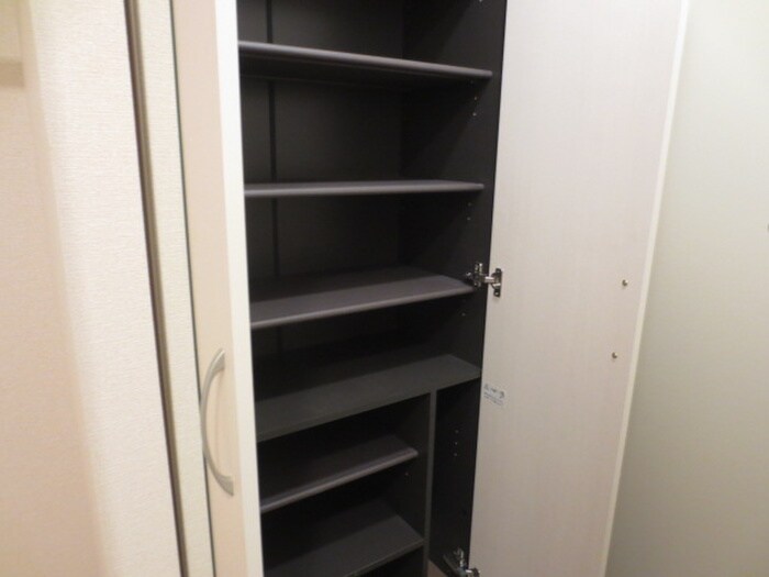 物件内観写真20　(靴箱)