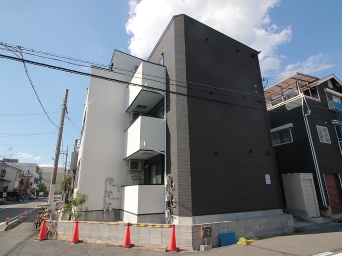 物件外観写真2　(外観写真)