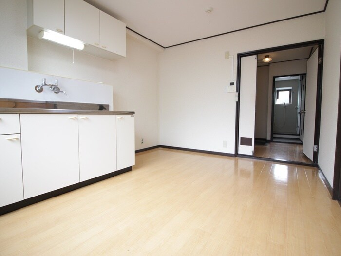 物件内観写真7　(居室)