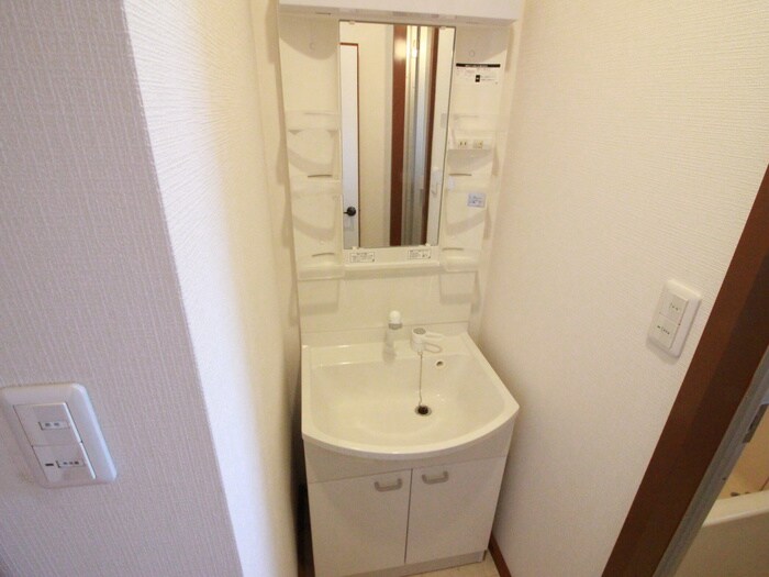 物件内観写真10　(洗面)