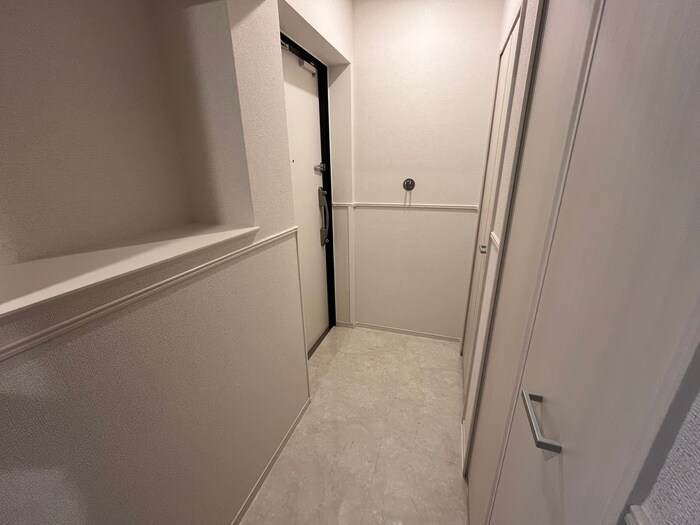 物件内観写真15　(玄関)