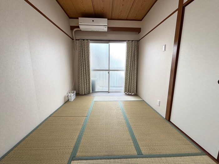 物件内観写真10　(居室)