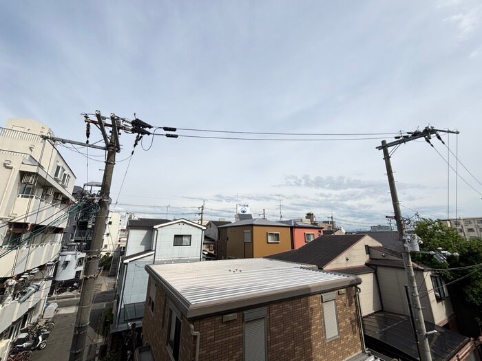 物件内観写真22　(室内からの展望)