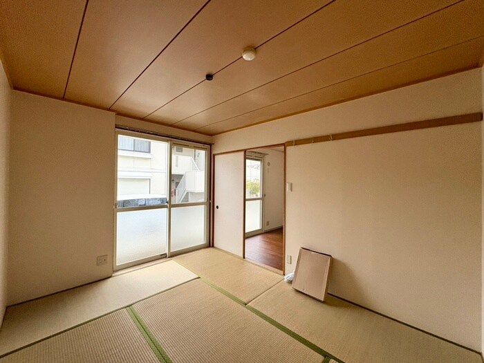 物件内観写真11　(居室)