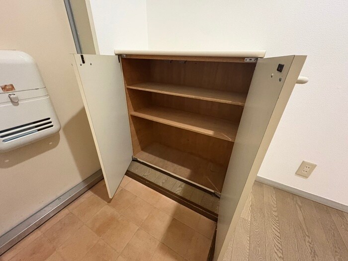 物件内観写真19　(靴箱)