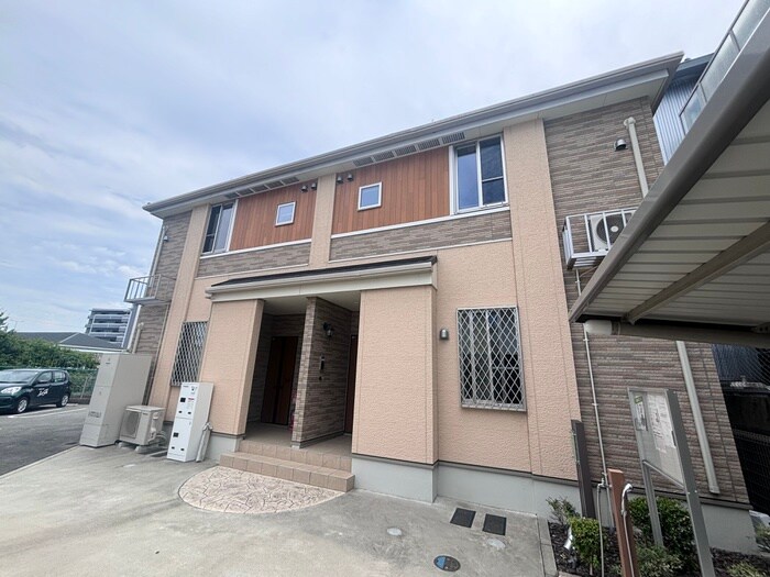 物件外観写真2　(外観写真)