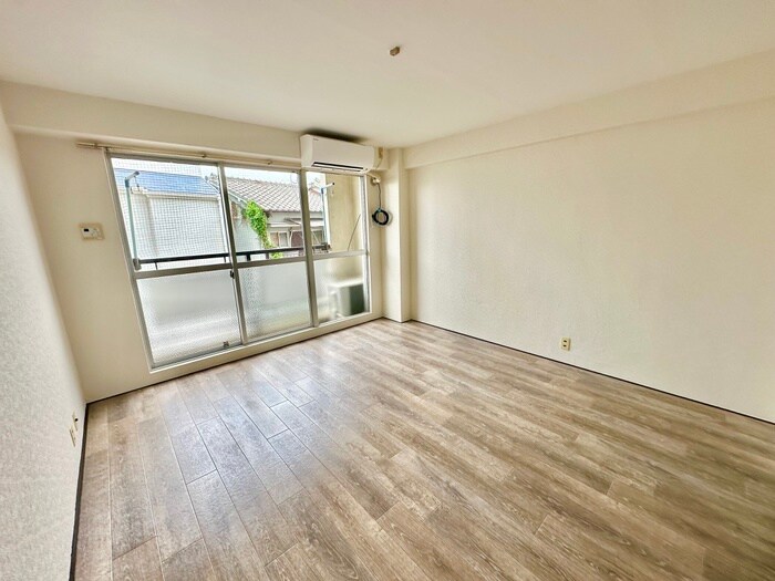 物件内観写真12　(居室)