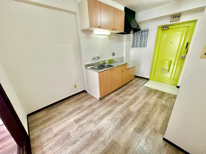 物件内観写真19　(居室)