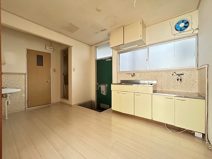 物件内観写真7　(居室)