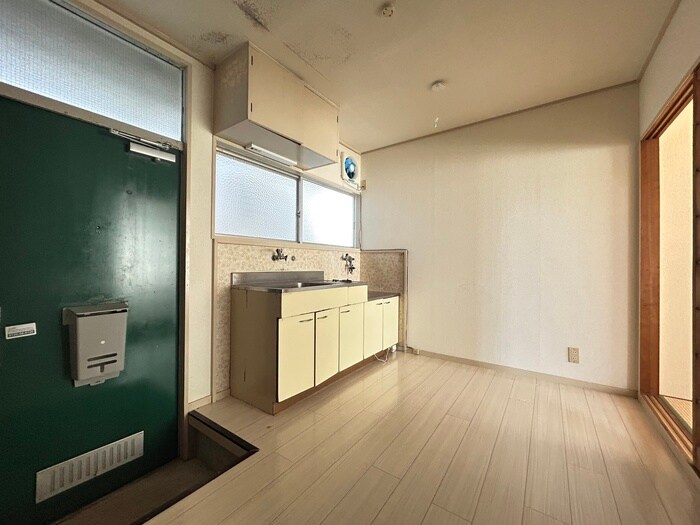 平野ハイツの居室