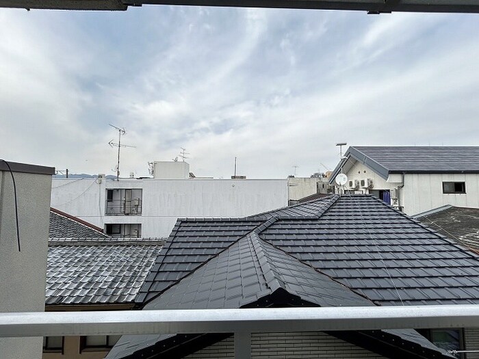 物件内観写真17　(室内からの展望)