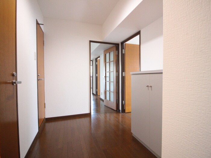 物件内観写真19　(廊下)