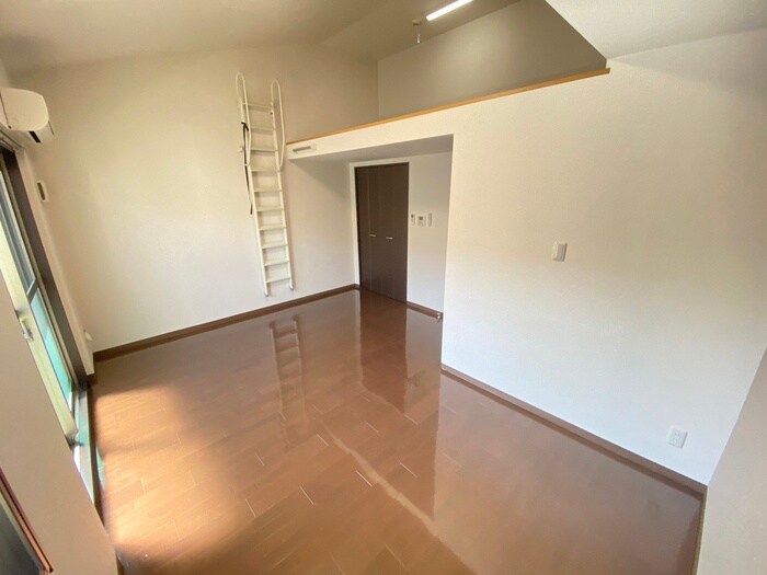 物件内観写真8　(居室)